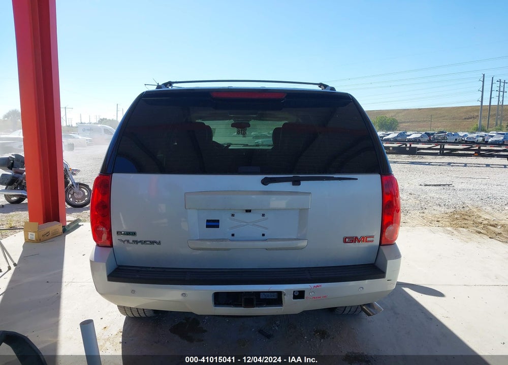 2011 GMC YUKON SLT VIN: 1GKS2CE06BR202602