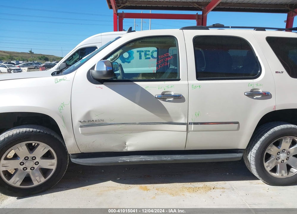 2011 GMC YUKON SLT VIN: 1GKS2CE06BR202602