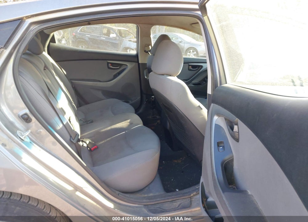 2014 HYUNDAI ELANTRA SE VIN: 5NPDH4AE5EH509409