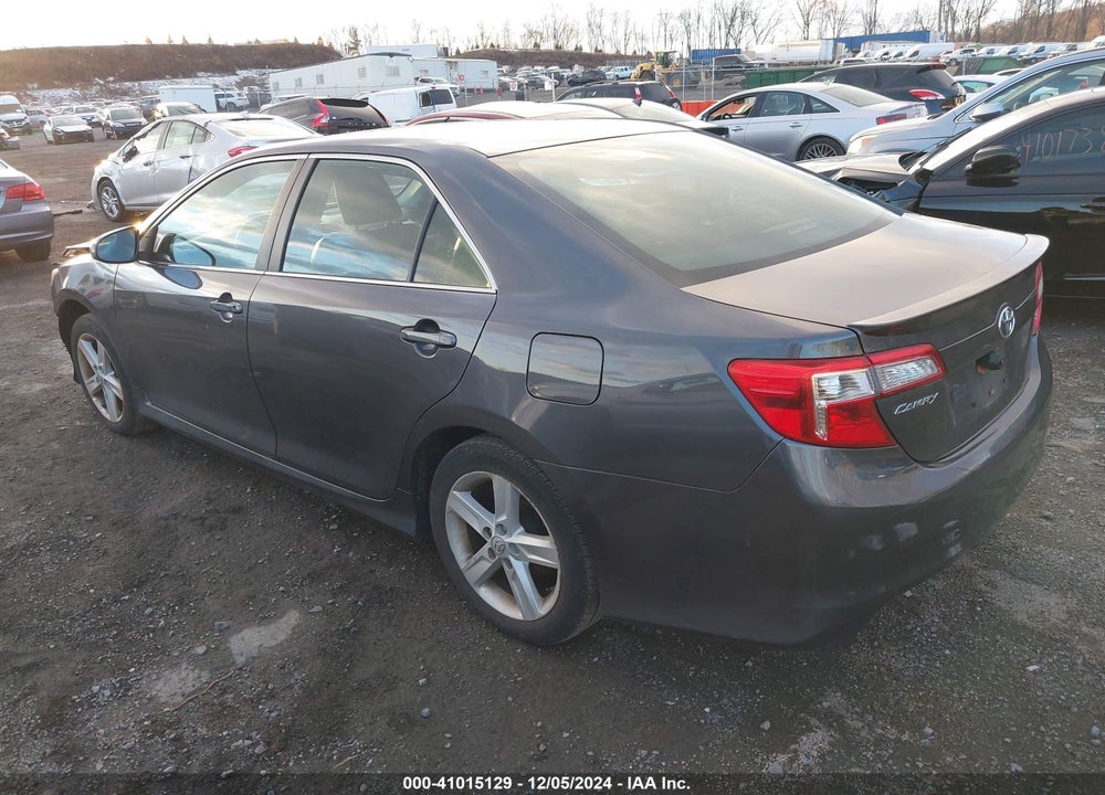 2013 TOYOTA CAMRY SE VIN: 4T1BF1FK6DU279969