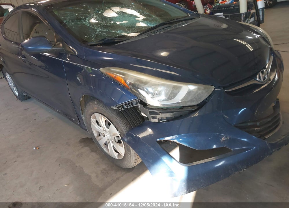 2016 HYUNDAI ELANTRA VIN: 5NPDH4AE8GH691173