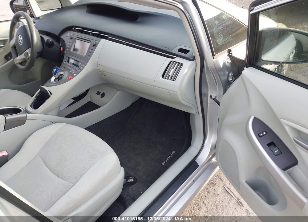 2012 TOYOTA PRIUS TWO VIN: JTDKN3DU2C5501679