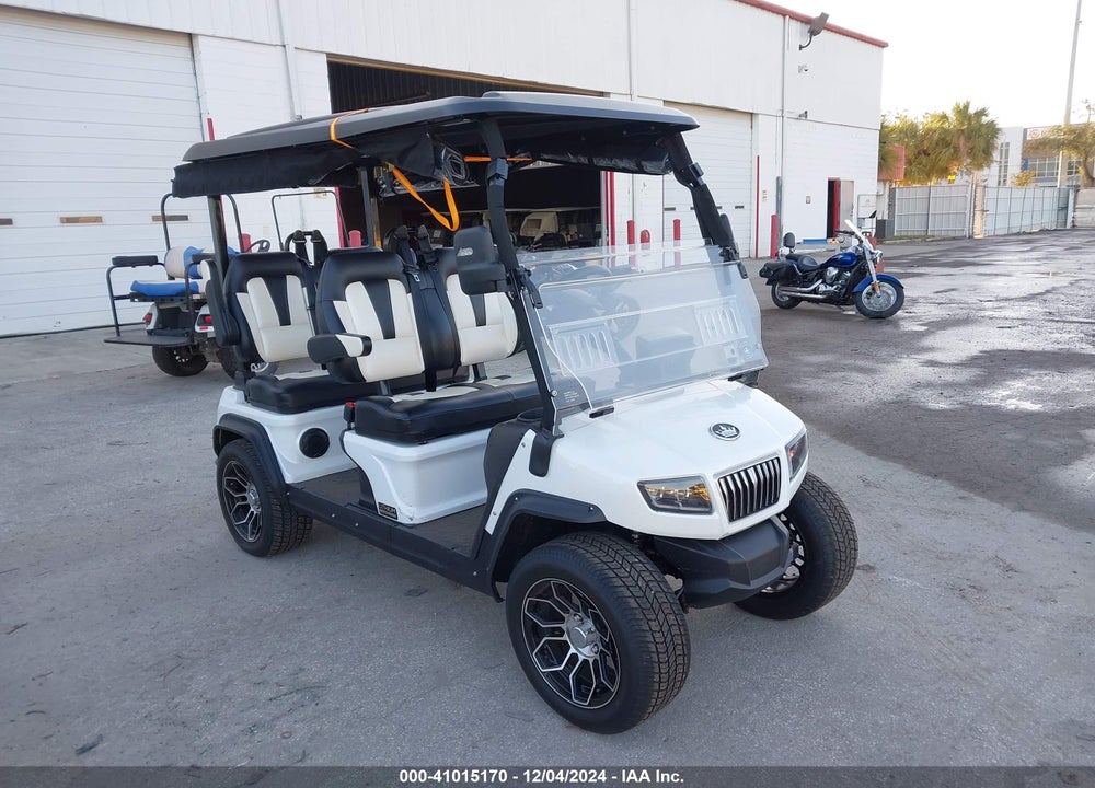 2024 GOLF CART --- VIN: BD0527185