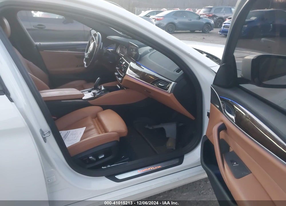 2017 BMW 530I XDRIVE VIN: WBAJA7C39HG905580
