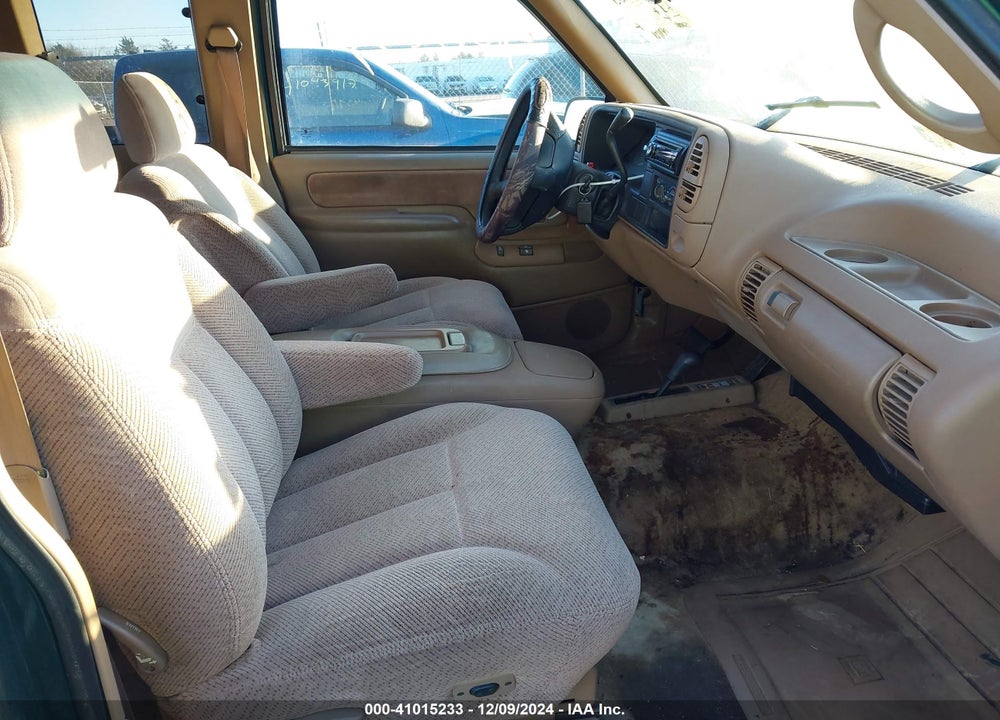 1995 CHEVROLET GMT-400 K1500 VIN: 1GCEK19K1SE121250