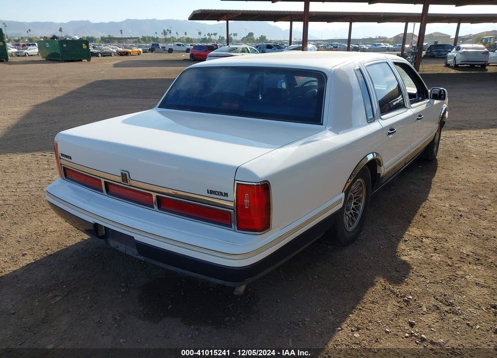 1995 LINCOLN TOWN CAR EXECUTIVE VIN: 1LNLM81W7SY743810