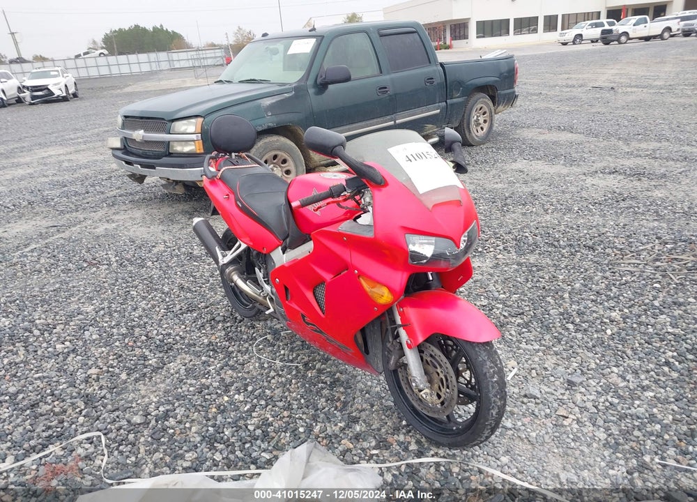 1998 HONDA VFR800 F1 VIN: JH2RC4600WM000070