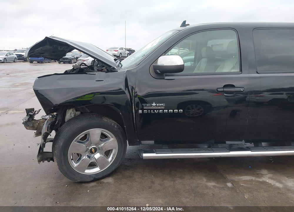 2009 CHEVROLET SILVERADO 1500 LT VIN: 3GCEC23039G277321