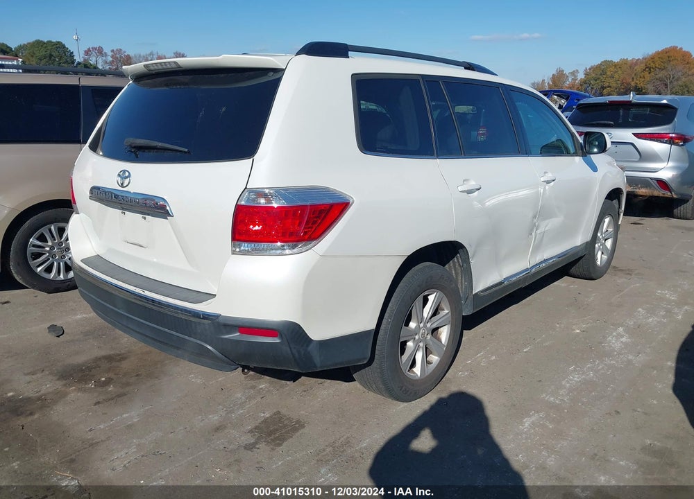2012 TOYOTA HIGHLANDER SE VIN: 5TDZA3EH4CS025943