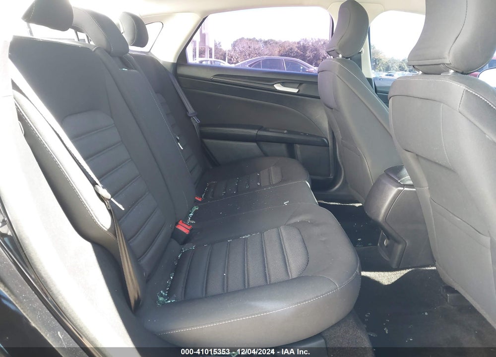 2018 FORD FUSION S VIN: 3FA6P0G79JR113557
