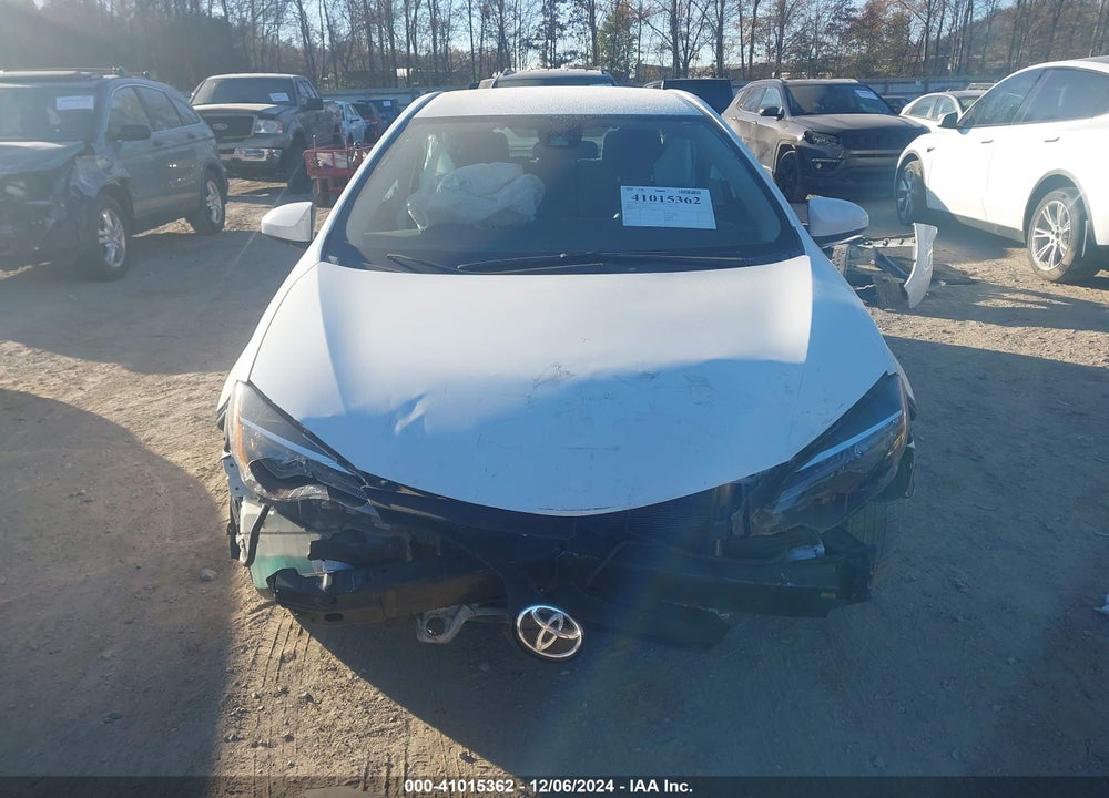 2019 TOYOTA COROLLA L VIN: 2T1BURHE3KC179306