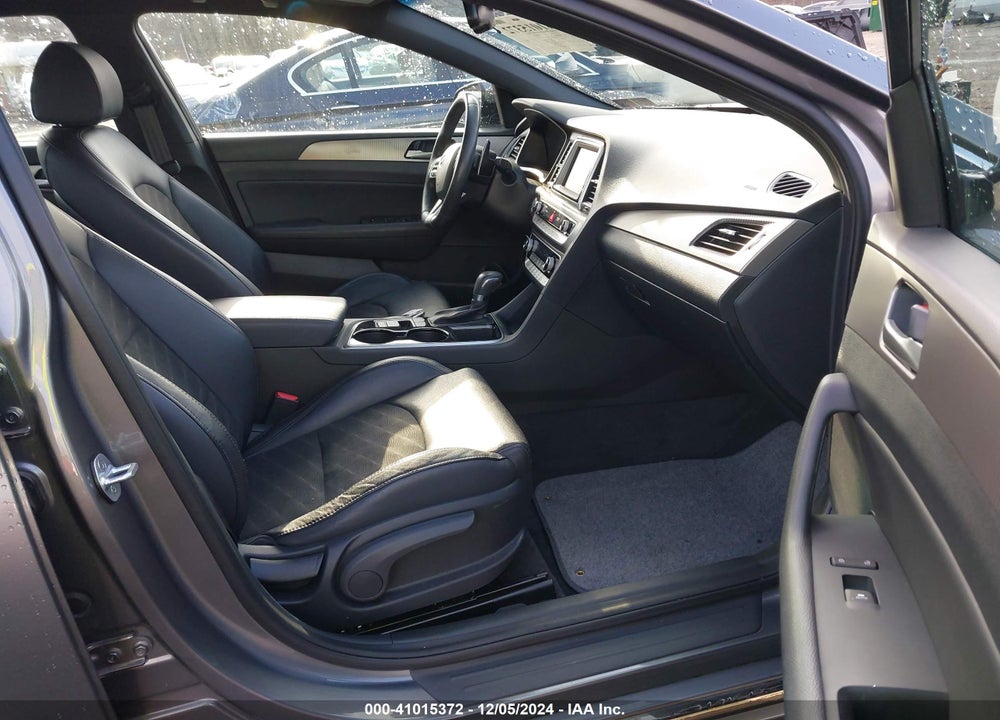 2019 HYUNDAI SONATA VIN: 5NPE34AF3KH820828