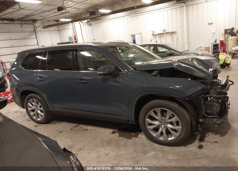 2024 TOYOTA GRAND HIGHLANDER HYBRID LIMITED VIN: 5TDACAB54RS004122