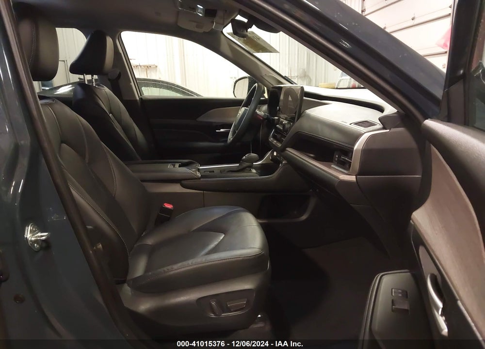 2024 TOYOTA GRAND HIGHLANDER HYBRID LIMITED VIN: 5TDACAB54RS004122