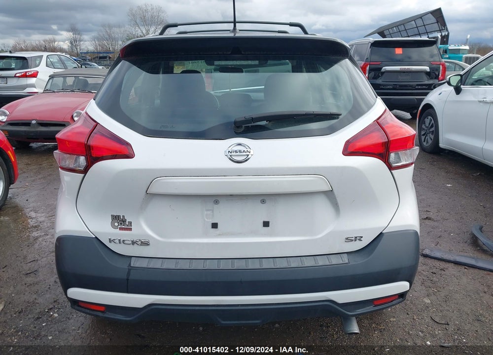 2019 NISSAN KICKS SR VIN: 3N1CP5CU3KL521565