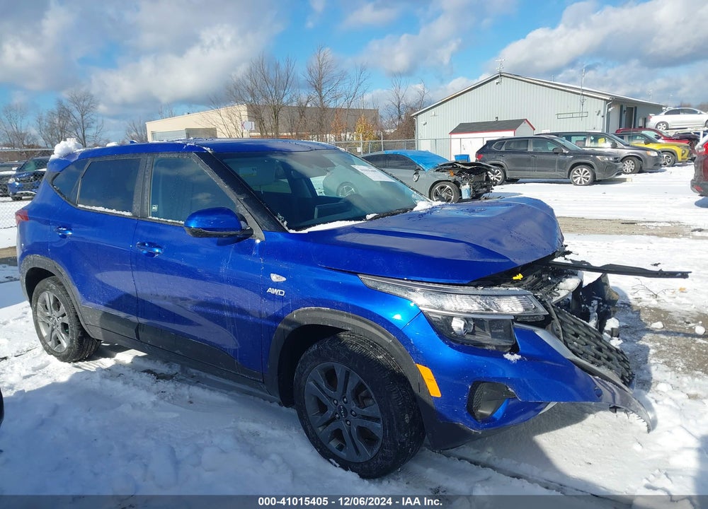 2023 KIA SELTOS LX VIN: KNDEPCAA6P7455429