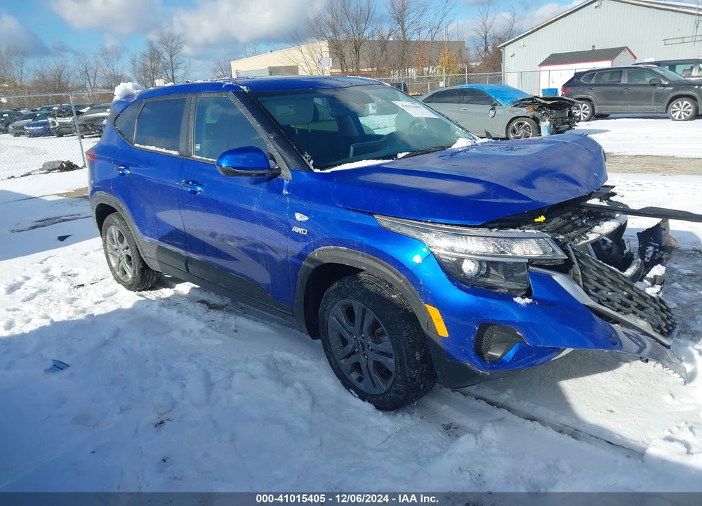 2023 KIA SELTOS LX VIN: KNDEPCAA6P7455429