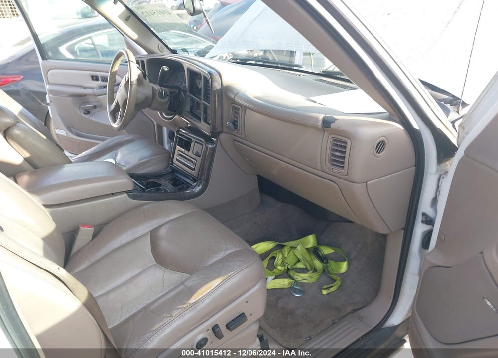 2004 GMC YUKON DENALI VIN: 1GKEK63U44J310660