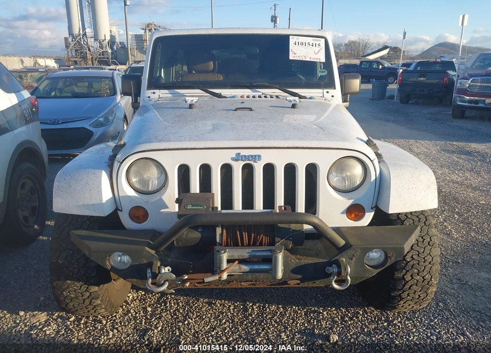 2011 JEEP WRANGLER UNLIMITED SAHARA VIN: 1J4HA5H1XBL557374