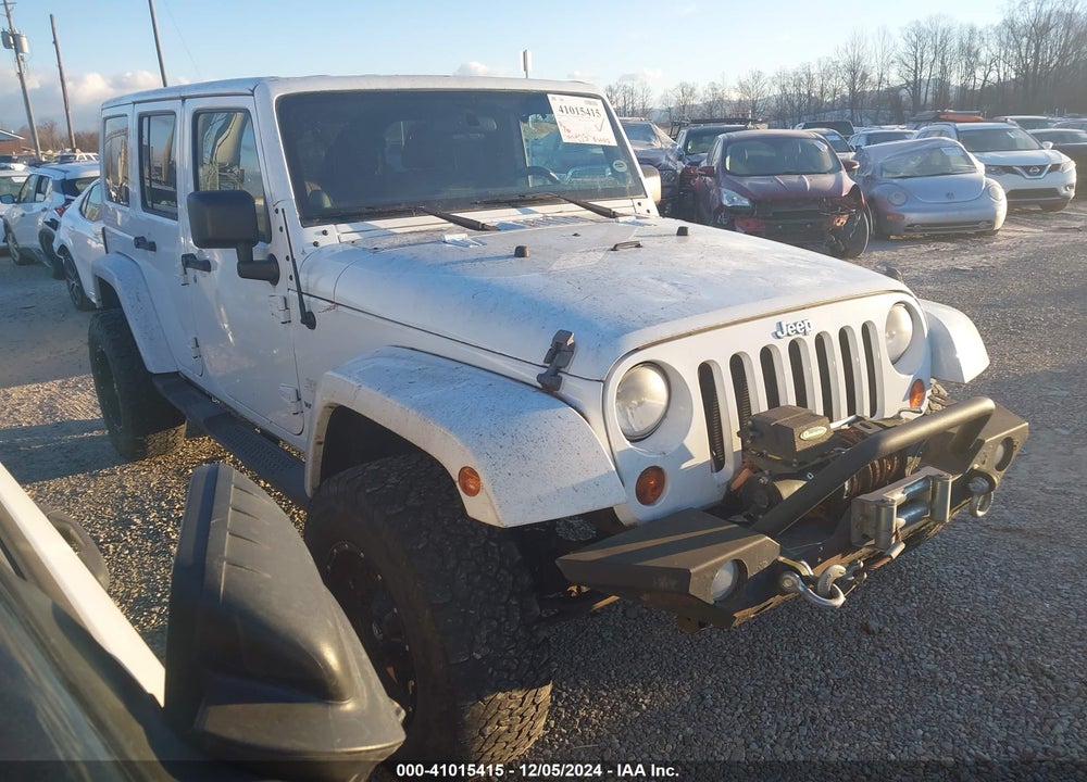 2011 JEEP WRANGLER UNLIMITED SAHARA VIN: 1J4HA5H1XBL557374
