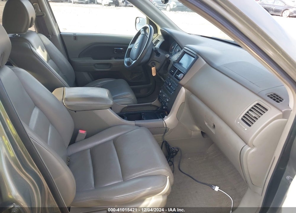 2008 HONDA PILOT EX-L VIN: 5FNYF18788B014640