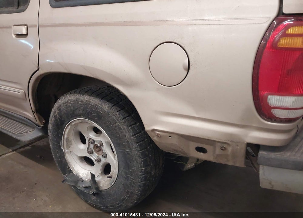 1998 FORD EXPLORER EDDIE BAUER/LIMITED/XLT VIN: 1FMZU35P2WZC30495