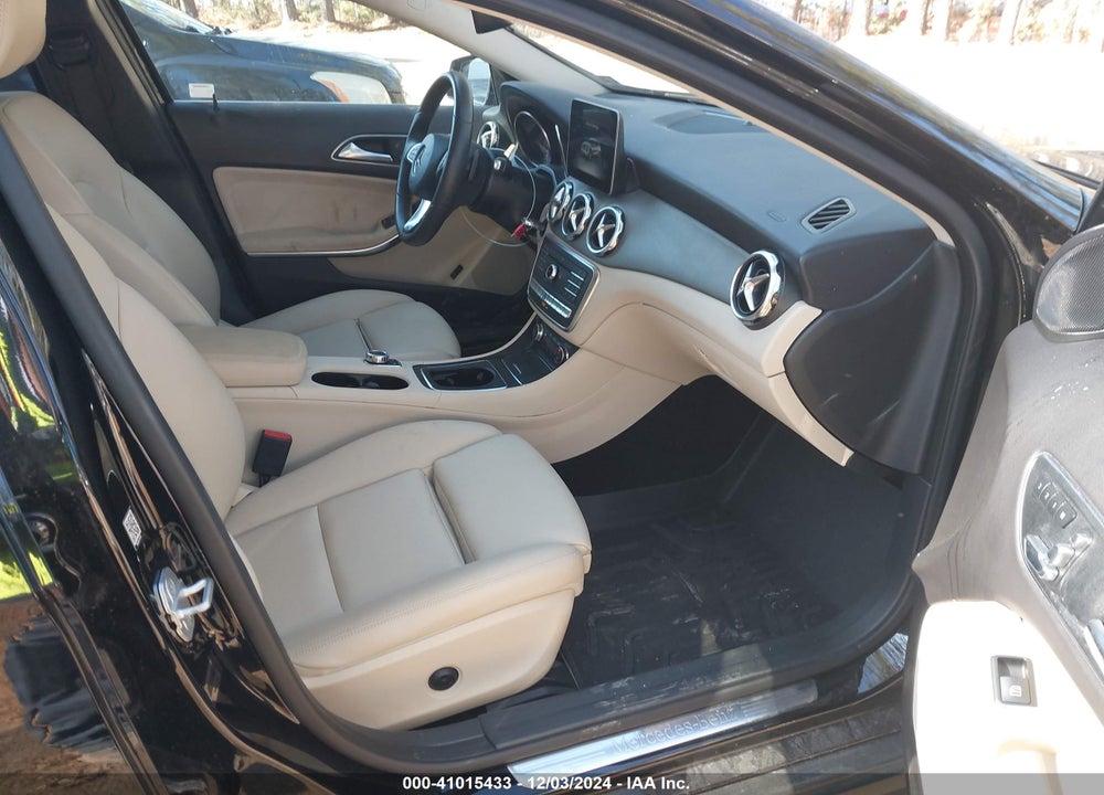 2018 MERCEDES-BENZ GLA 250 4MATIC VIN: WDCTG4GBXJJ463941