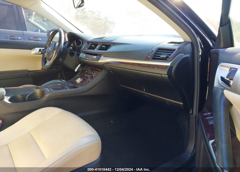 2011 LEXUS CT 200H PREMIUM VIN: JTHKD5BH5B2038679