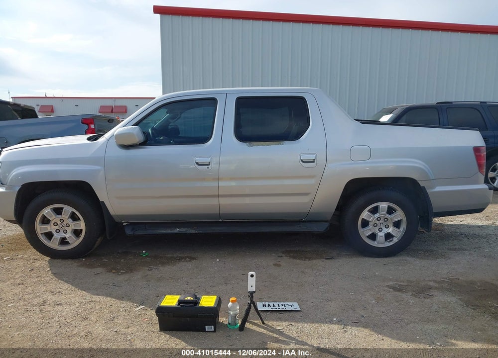 2010 HONDA RIDGELINE VIN: 5FPYK1F42AB001593