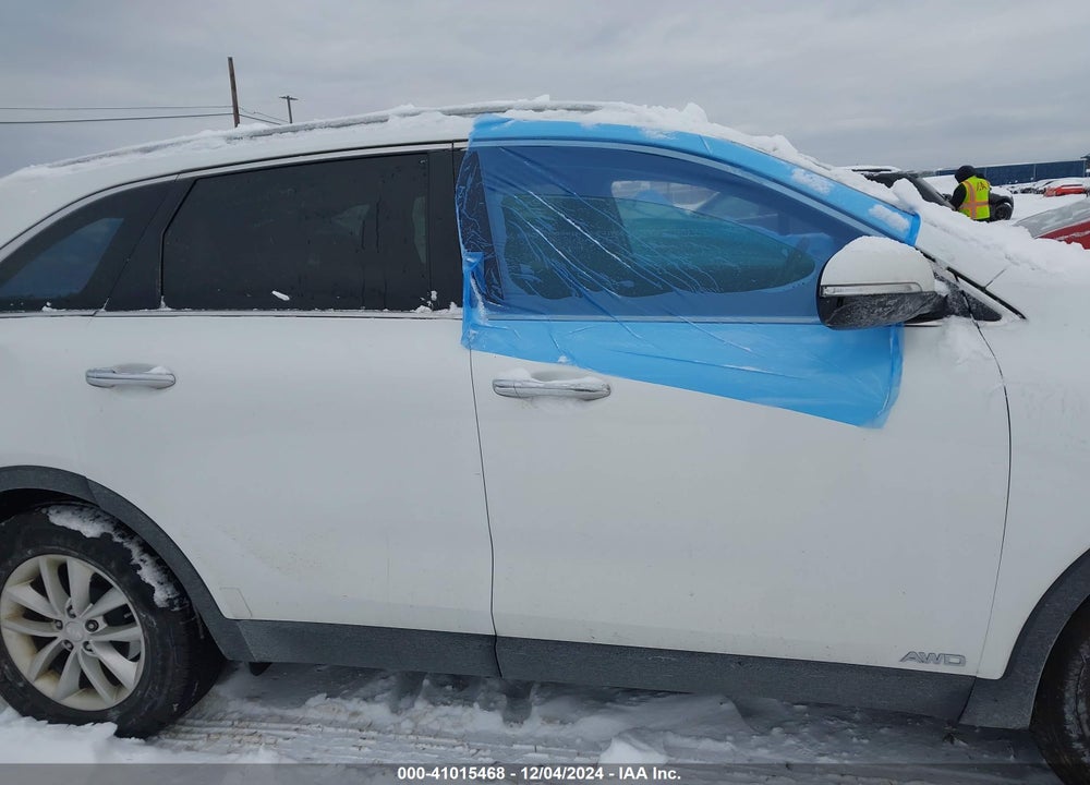 2016 KIA SORENTO 2.4L LX VIN: 5XYPGDA35GG070558