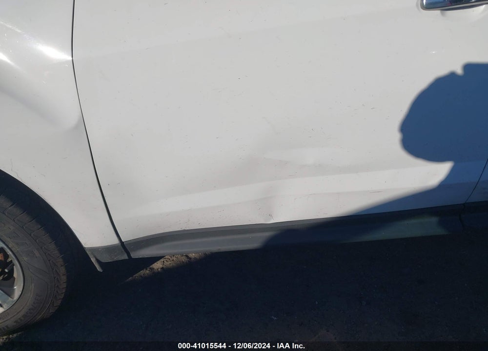 2017 CHEVROLET EQUINOX PREMIER VIN: 2GNALDEK7H1541051