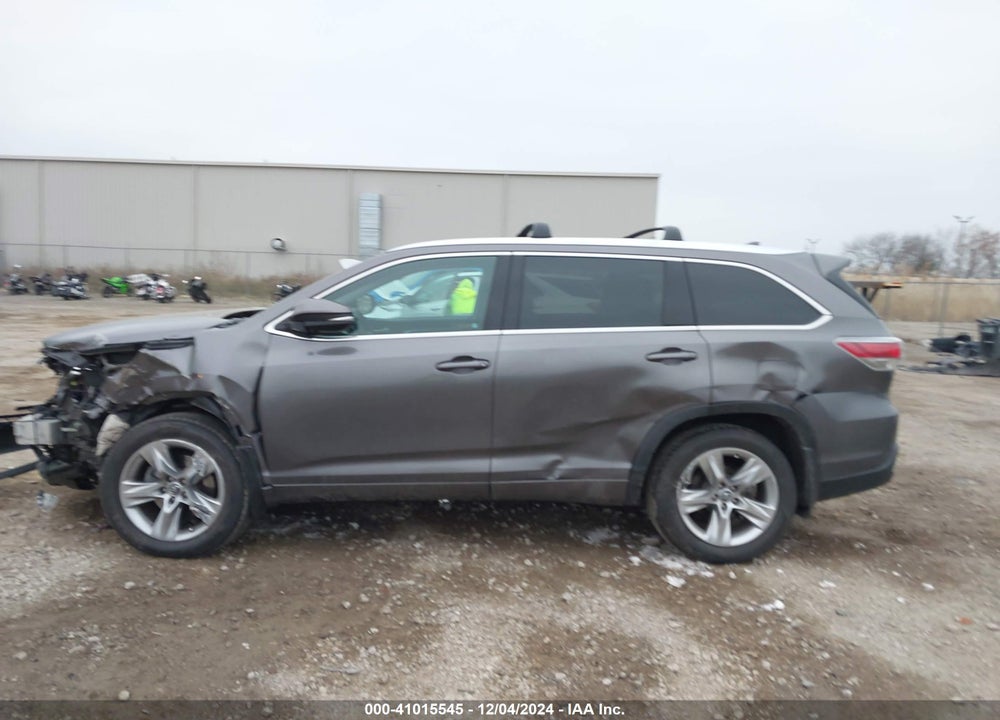 2016 TOYOTA HIGHLANDER LIMITED PLATINUM V6 VIN: 5TDDKRFH6GS336109
