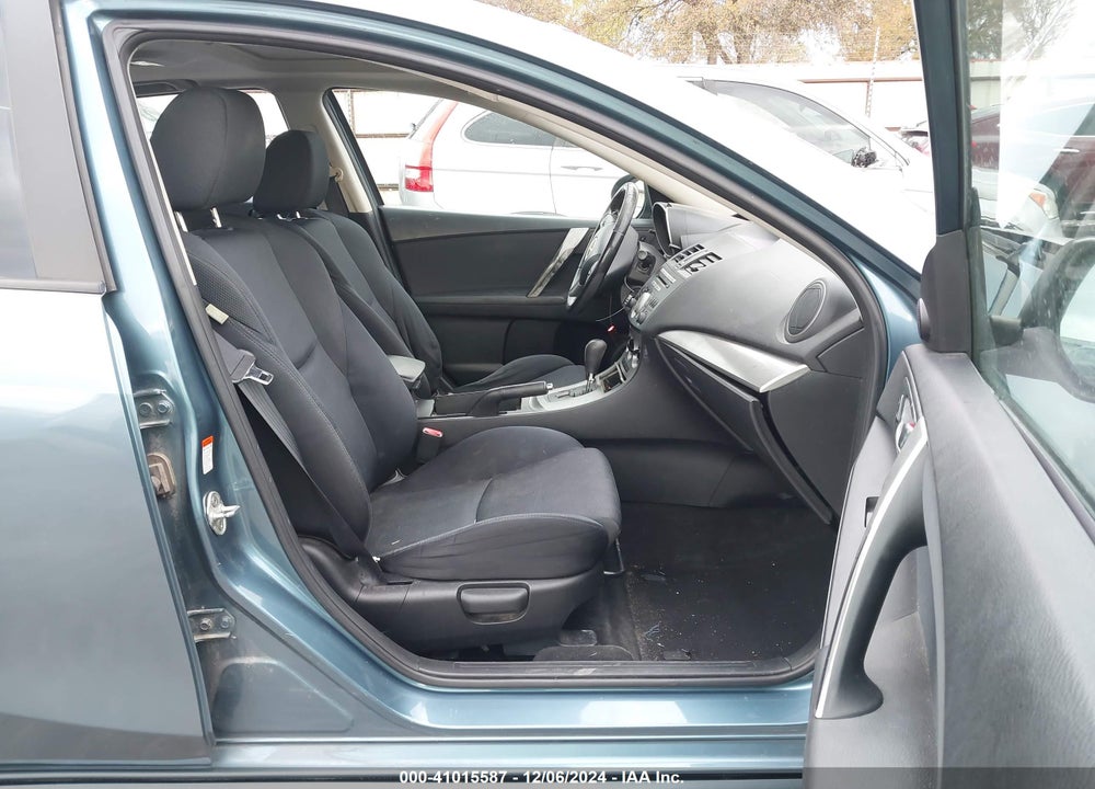 2010 MAZDA 3 S SPORT VIN: JM1BL1H50A1159523