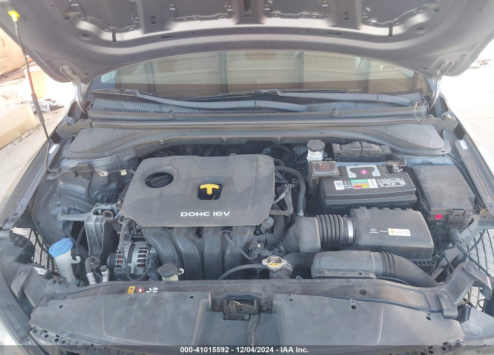 2017 HYUNDAI ELANTRA VIN: KMHD74LF9HU391427