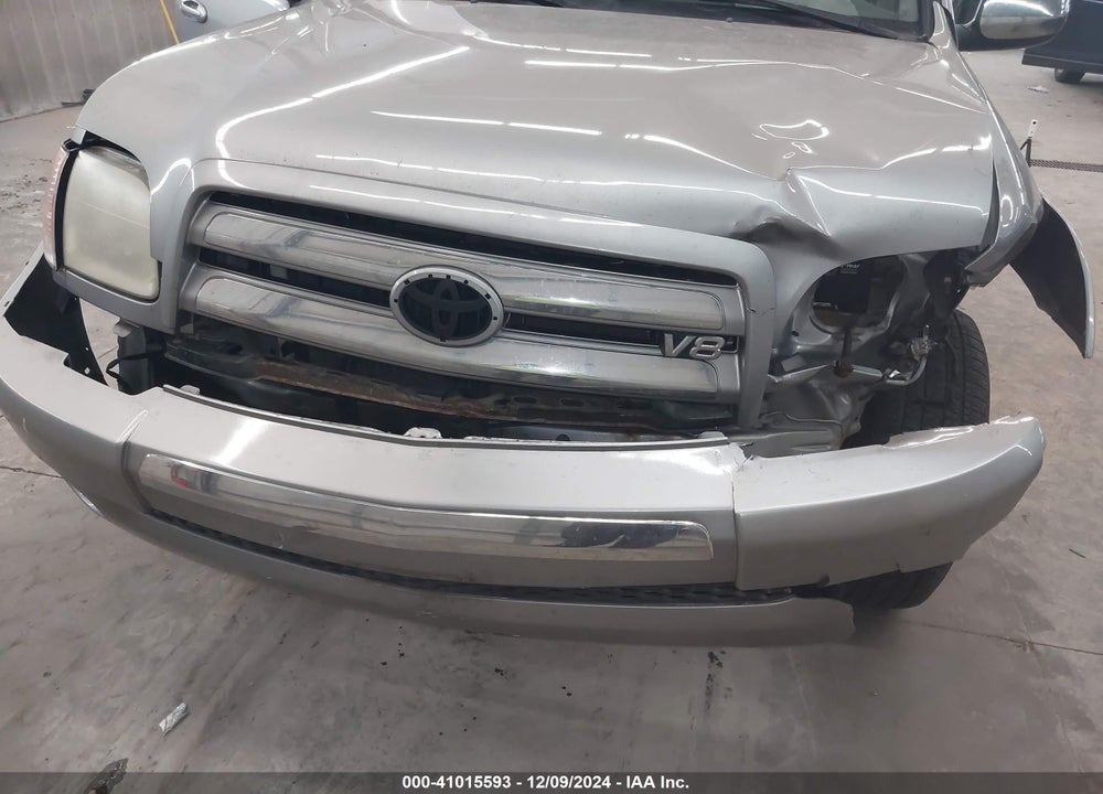 2004 TOYOTA TUNDRA SR5 V8 VIN: 5TBDT44104S437480