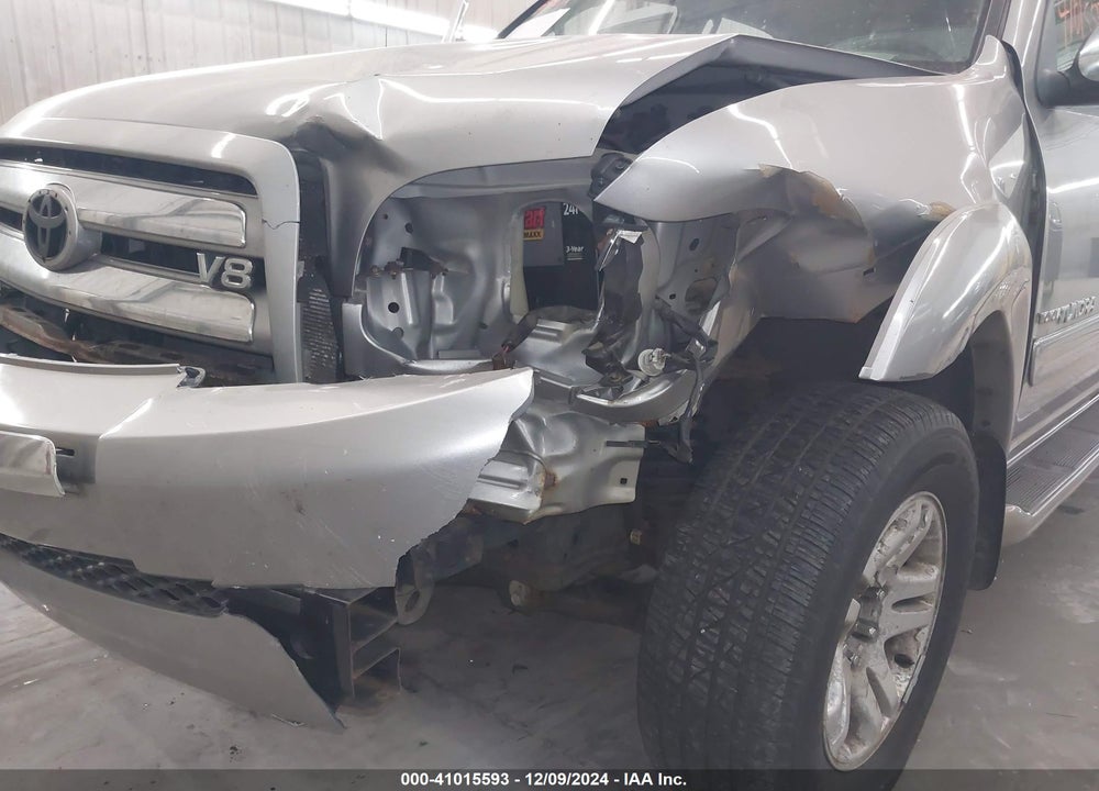 2004 TOYOTA TUNDRA SR5 V8 VIN: 5TBDT44104S437480