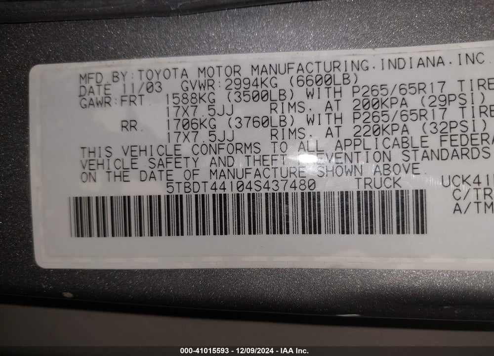 2004 TOYOTA TUNDRA SR5 V8 VIN: 5TBDT44104S437480