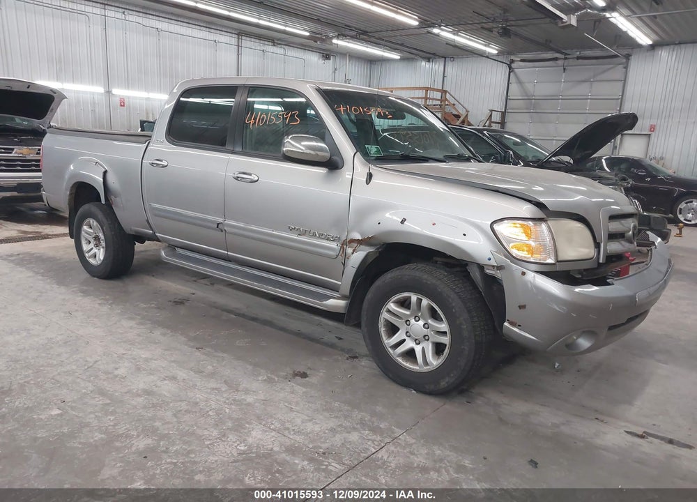 2004 TOYOTA TUNDRA SR5 V8 VIN: 5TBDT44104S437480