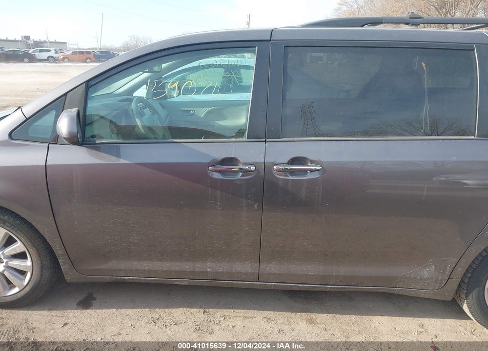 2013 TOYOTA SIENNA XLE LIMITED VIN: 5TDDK3DC0DS061515