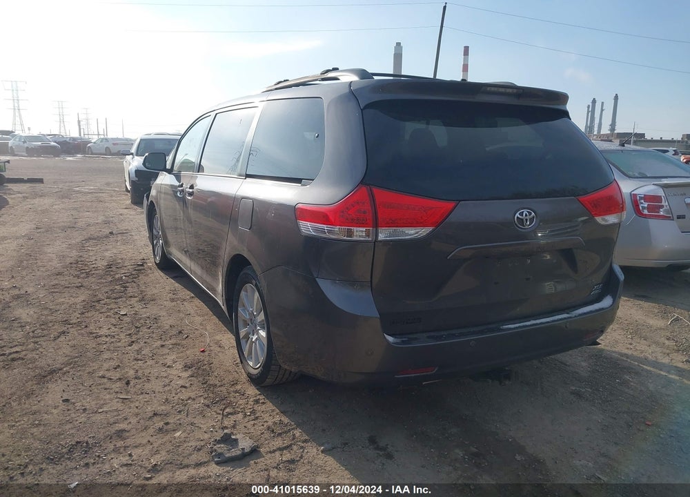 2013 TOYOTA SIENNA XLE LIMITED VIN: 5TDDK3DC0DS061515