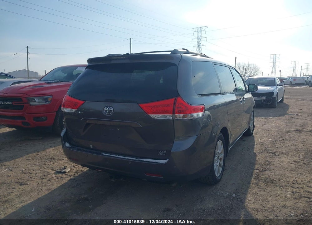 2013 TOYOTA SIENNA XLE LIMITED VIN: 5TDDK3DC0DS061515