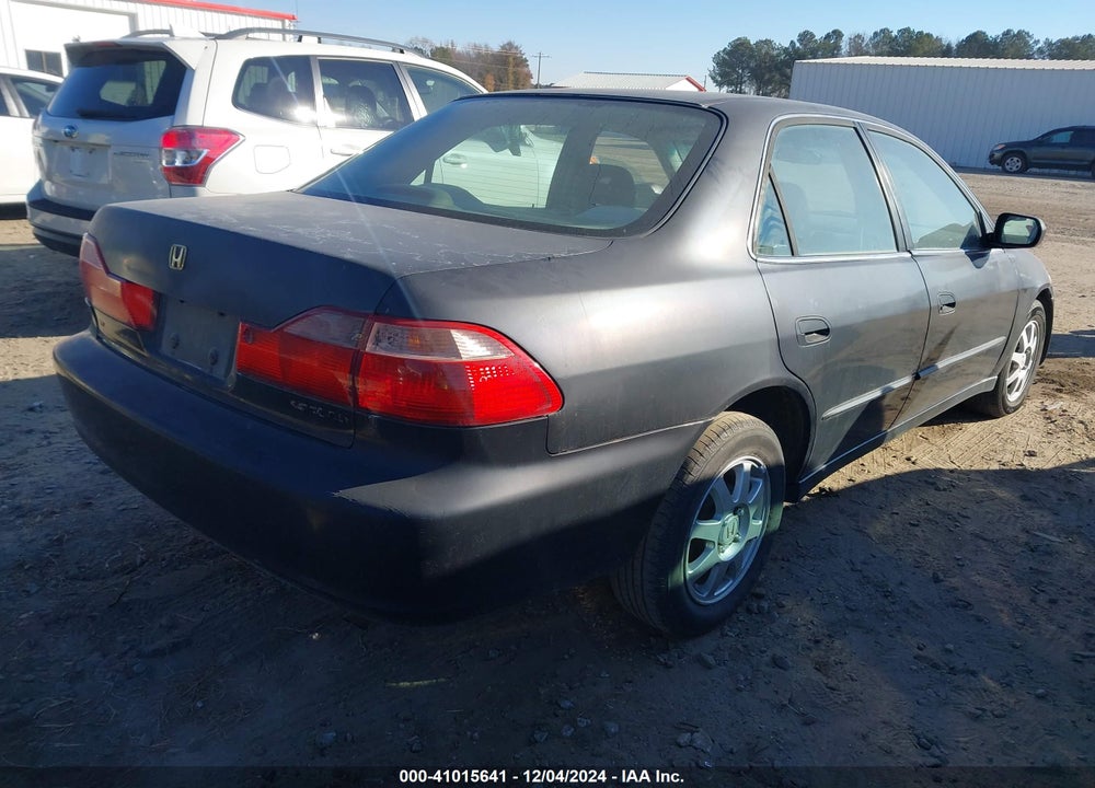 1999 HONDA ACCORD LX VIN: 1HGCG5648XA069864
