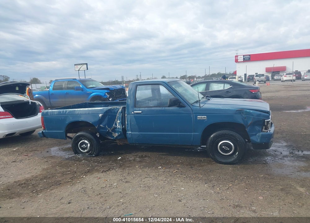 1988 CHEVROLET S TRUCK S10 VIN: 1GCBS14E8J8142193