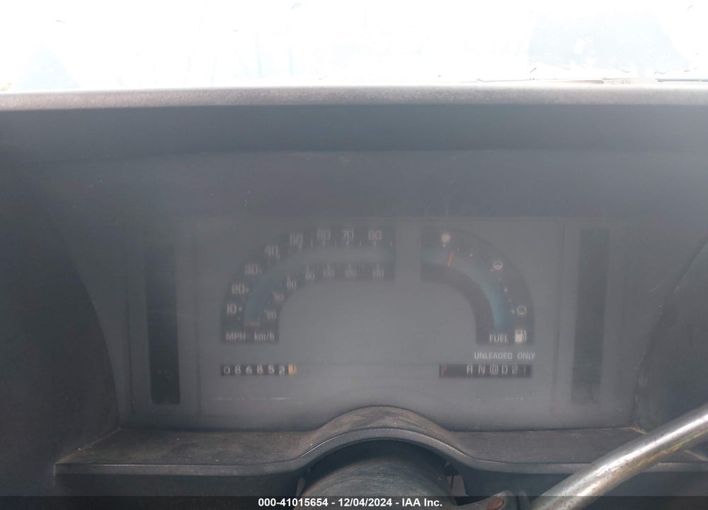 1988 CHEVROLET S TRUCK S10 VIN: 1GCBS14E8J8142193