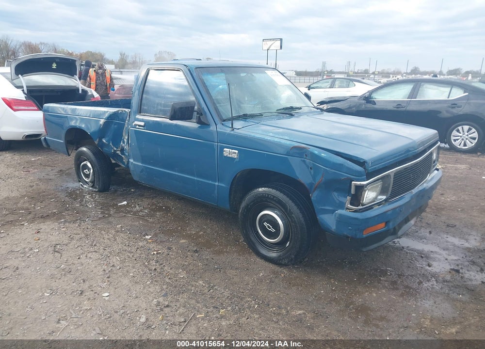 1988 CHEVROLET S TRUCK S10 VIN: 1GCBS14E8J8142193