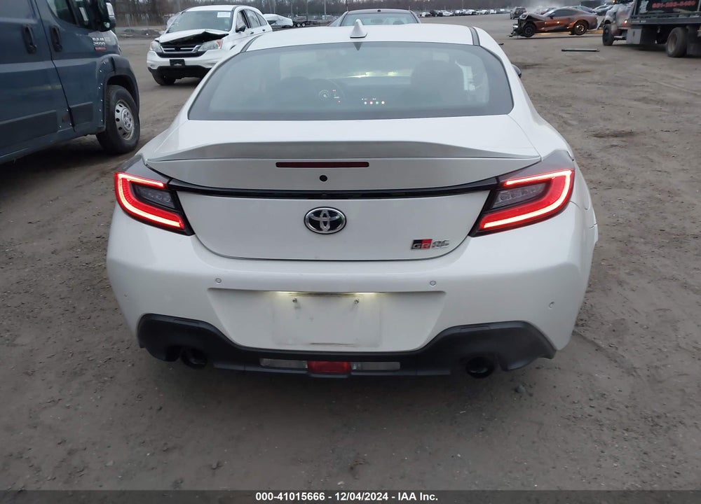 2023 TOYOTA GR86 VIN: JF1ZNBF12P8755706