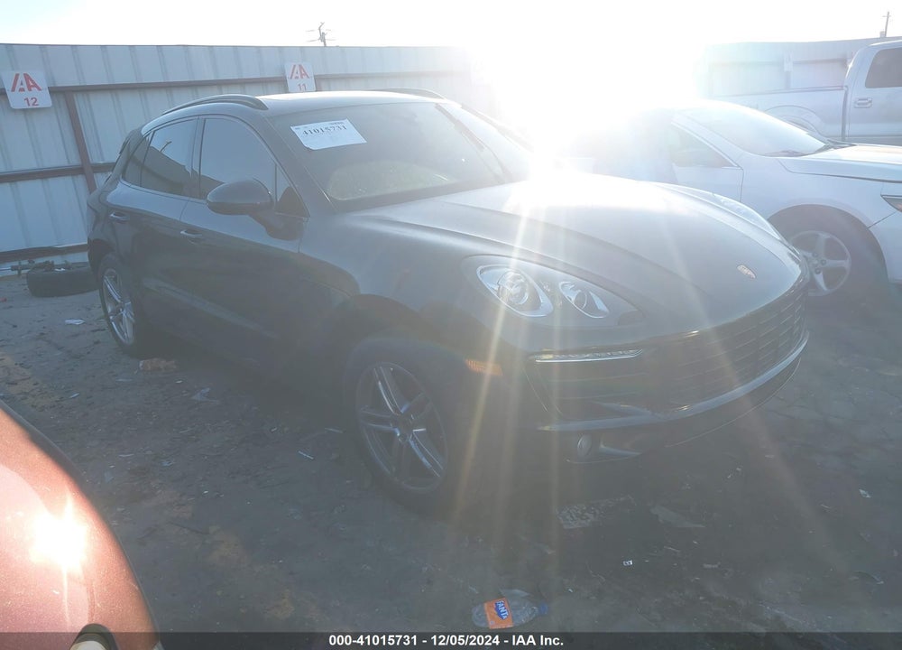 2017 PORSCHE MACAN VIN: WP1AA2A5XHLB00963
