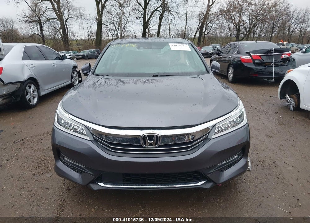 2017 HONDA ACCORD TOURING V6 VIN: 1HGCR3F9XHA024923