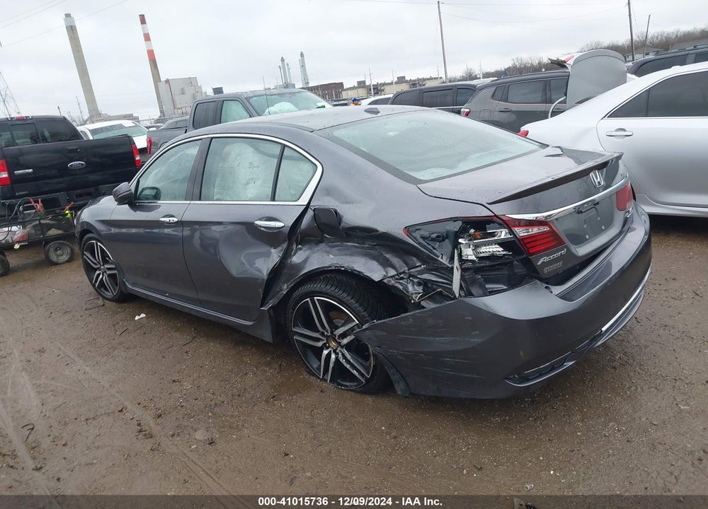2017 HONDA ACCORD TOURING V6 VIN: 1HGCR3F9XHA024923