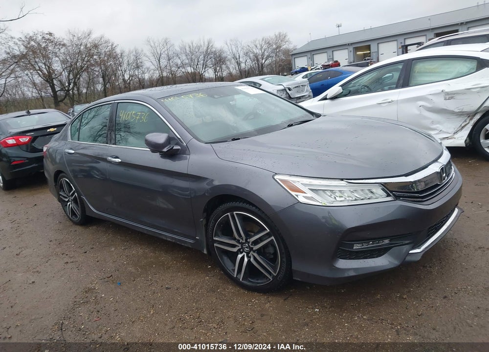 2017 HONDA ACCORD TOURING V6 VIN: 1HGCR3F9XHA024923